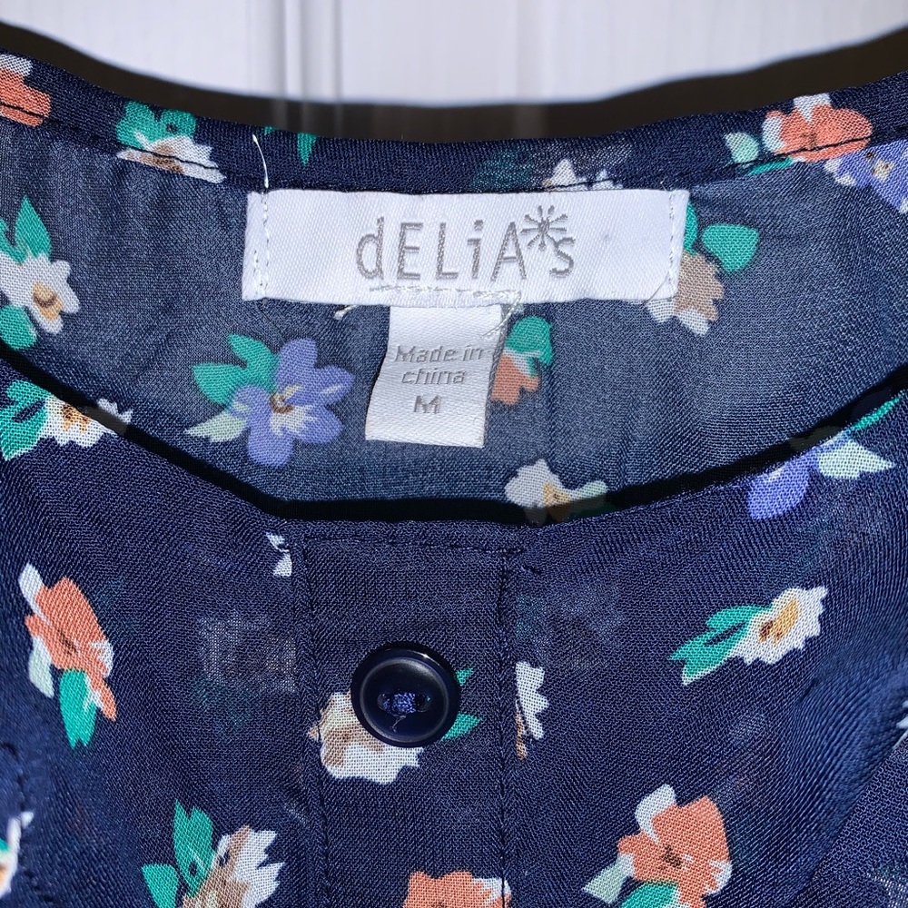 Flowy top - Picture 3 of 3